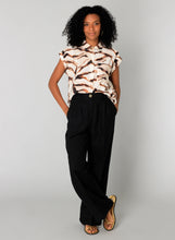 Load image into Gallery viewer, YEST - Gilana Linen Pants - Black