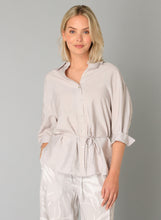 Load image into Gallery viewer, YEST - Thea Shirt - Soft Grey
