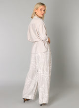 Load image into Gallery viewer, YEST - Thea Shirt - Soft Grey