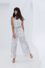 Load image into Gallery viewer, YEST - Tessa Print Pants - Soft Grey