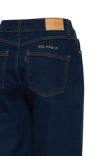 Load image into Gallery viewer, PULZ - Morina Curved Leg Jean - Medium Blue