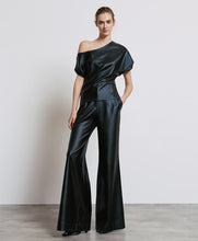 Load image into Gallery viewer, ACCESS - Textured Flared Pants - Black