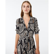 Load image into Gallery viewer, Paz Torras - Printed Shirt Dress - Black & White