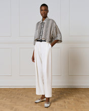 Load image into Gallery viewer, ACCESS - Cropped Printed Shirt - White