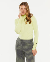 Load image into Gallery viewer, PAZ TORRAS - Turtle Neck - Amarillo