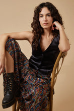 Load image into Gallery viewer, Traffic People - Swirls & Strangers Falls Skirt - Black