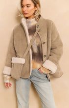 Load image into Gallery viewer, YAYA - Oversized Lammy Coat - Light Camel