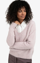 Load image into Gallery viewer, YAYA - Soft V Neck Sweater - Cloud Gray Purple