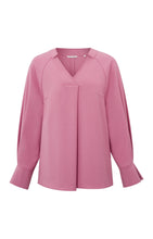 Load image into Gallery viewer, YAYA - V Neck Pleated Top - Morning Glory Pink Melange