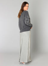 Load image into Gallery viewer, YEST - Braelyn Sweater - Dark Grey
