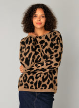 Load image into Gallery viewer, YEST -Clover Jumper - Animal Print
