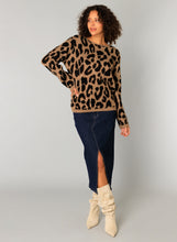 Load image into Gallery viewer, YEST -Clover Jumper - Animal Print
