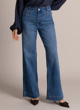 Load image into Gallery viewer, YEST - Sinka Jeans - Dark Stone Wash
