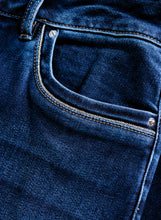 Load image into Gallery viewer, YEST - Ulona Jeans - Dark Blue
