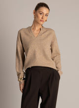 Load image into Gallery viewer, YEST - Ubelia Jumper- Dark Sand Melange
