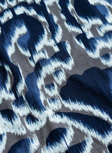 Load image into Gallery viewer, YEST - Uvelia Top - Warm Grey Multi
