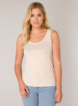 Load image into Gallery viewer, BASE LEVEL - Yippie Vest - Light Beige
