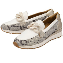 Load image into Gallery viewer, LOTUS - Lorrian Loafer - White/Snake
