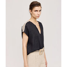 Load image into Gallery viewer, ACCESS - Linen Top With Shoulder Detail - Black
