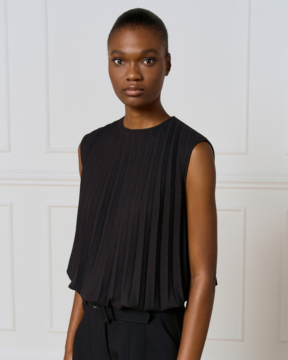 ACCESS - Pleated Crop Balloon Top - Black
