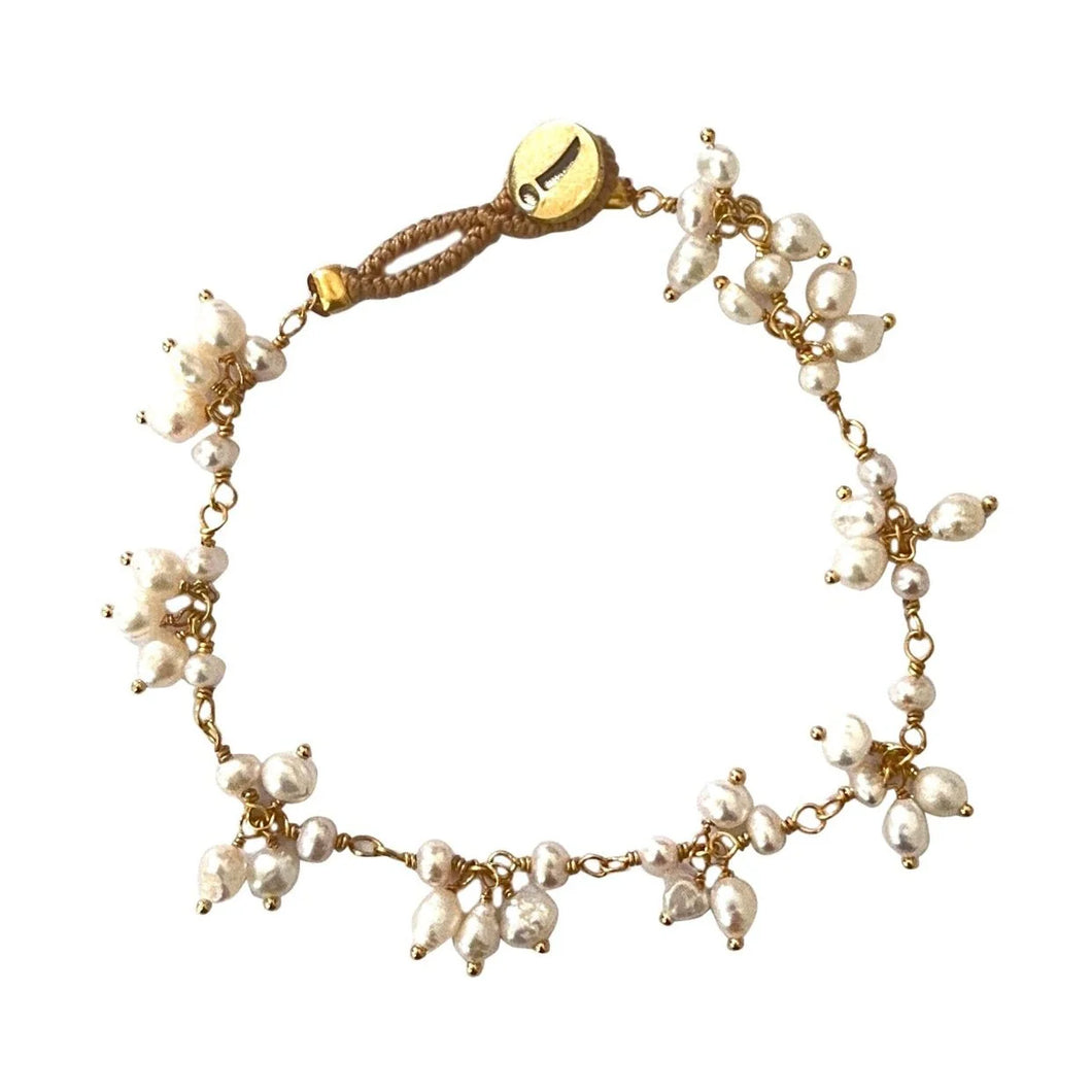 IBU - DAN01 - Dancy Little Pearls Bracelet