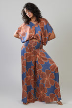 Load image into Gallery viewer, Traffic People - Full Bloom Whispers Top - Blue
