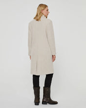 Load image into Gallery viewer, Paz Torras - Herringbone Coat - Beige
