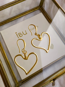 IBU - ET Heart Earrings - Gold