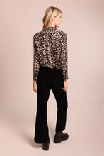 Load image into Gallery viewer, Traffic People - Peek Shirt - Black

