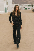 Load image into Gallery viewer, Traffic People - Graft Shirt - Black
