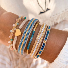 Load image into Gallery viewer, IBU - AM05 Jill Jolie Bracelet - Pearl
