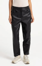 Load image into Gallery viewer, YAYA - Faux Leather Carrot fit Trousers - Hole Black
