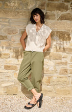 Load image into Gallery viewer, YAYA - High Waist Barrel Pants - Army Green
