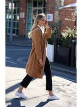 Load image into Gallery viewer, Brave &amp; True - Julianne Coat - Camel
