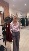 Load and play video in Gallery viewer, YAYA - Cropped Satin Blouse - Cloud Gray Purple
