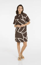 Load image into Gallery viewer, YAYA - Printed Dress with Short Sleeves - Chocolate Martini Brown Dessin
