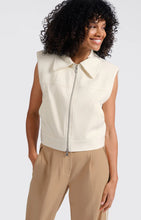Load image into Gallery viewer, YAYA - Sleeveless Crop Jacket - Summer Sand Melange
