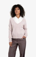 Load image into Gallery viewer, YAYA - Soft V Neck Sweater - Cloud Gray Purple

