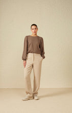 Load image into Gallery viewer, YAYA - Puff Sleeve Top - Falcon Brown
